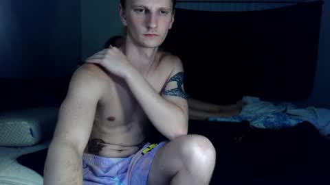 georgeviolet online show from July 8, 1:42 am