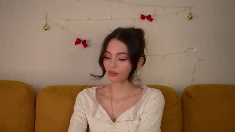 georgiamorandi online show from December 19, 11:06 am