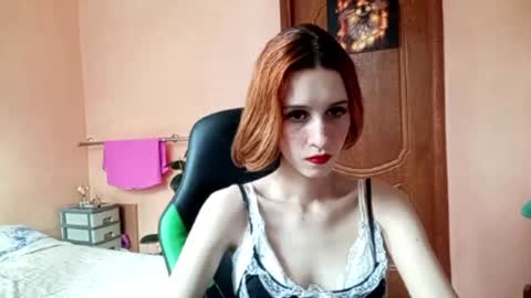 Ellie online show from June 16, 3:27 pm