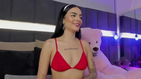 Snapshot of georginna_sins chatting on February 10, 11:23 pm Kendal online show from February 10, 11:23 pm