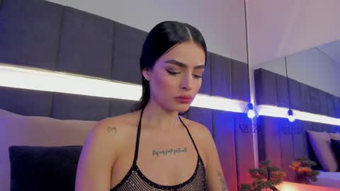 Snapshot of georginna_sins chatting on January 30, 11:34 pm Kendal online show from January 30, 11:34 pm