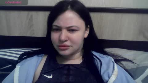 Eva online show from May 4, 3:40 pm