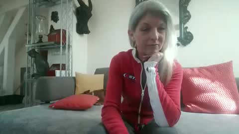 germansweety online show from May 16, 2:38 pm