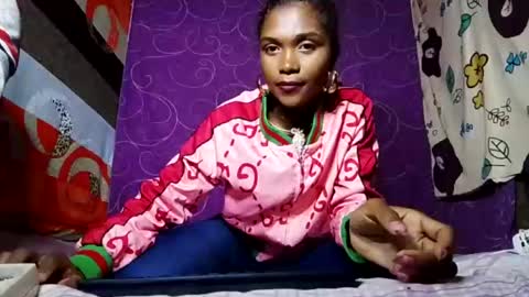 gggloria online show from August 8, 8:24 am