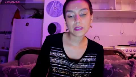 Snapshot of gh___ chatting on January 5, 2:38 am Grisel 3 online show from January 5, 2:38 am