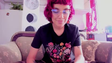 Snapshot of gh___ chatting on December 6, 6:00 pm Grisel 3 online show from December 6, 6:00 pm