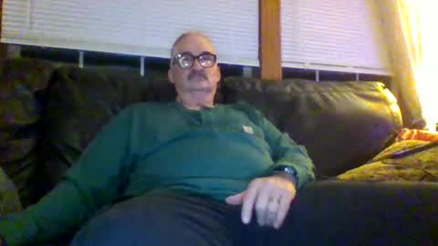 Snapshot of ghost2534 chatting on January 2, 4:20 am ghost2534 online show from January 2, 4:20 am