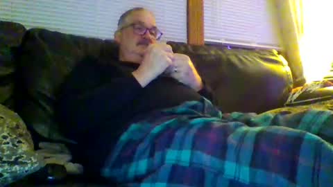 Snapshot of ghost2534 chatting on January 25, 7:17 am ghost2534 online show from January 25, 7:17 am