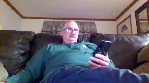 Snapshot of ghost2534 chatting on February 6, 3:59 am ghost2534 online show from February 6, 3:59 am