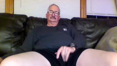 Snapshot of ghost2534 chatting on December 26, 4:10 am ghost2534 online show from December 26, 4:10 am