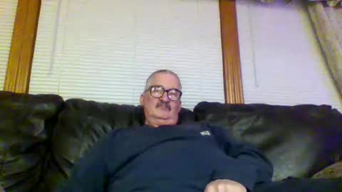 Snapshot of ghost2534 chatting on January 16, 12:12 am ghost2534 online show from January 16, 12:12 am