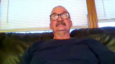 Snapshot of ghost2534 chatting on December 29, 9:41 pm ghost2534 online show from December 29, 9:41 pm