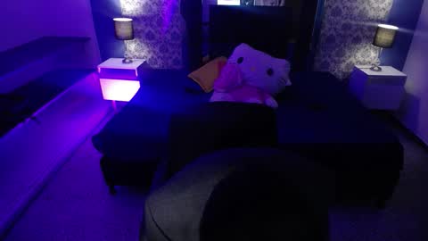 Your Girl  online show from September 24, 8:48 pm