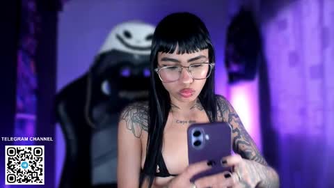 Sara online show from February 23, 9:28 pm