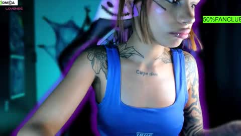 Sara online show from October 10, 11:20 pm