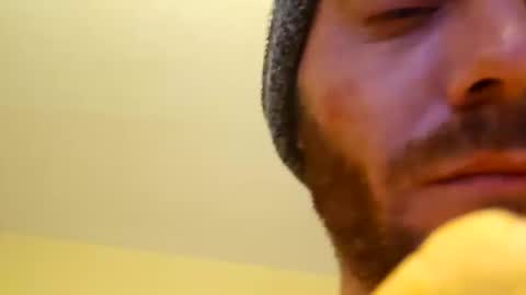 ghuntz22 online show from October 13, 7:43 am