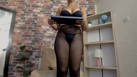 GIA online show from December 16, 7:31 pm