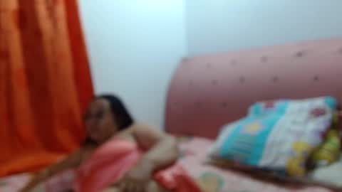 Snapshot of gia_nahomi chatting on January 10, 6:31 am nahomi online show from January 10, 6:31 am