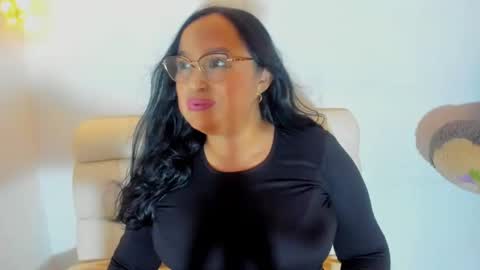 Snapshot of gia_nahomi chatting on February 26, 11:30 pm nahomi online show from February 26, 11:30 pm