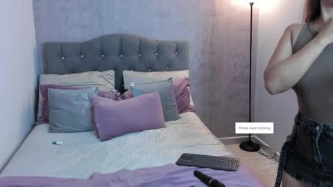 Gia online show from December 13, 8:26 pm