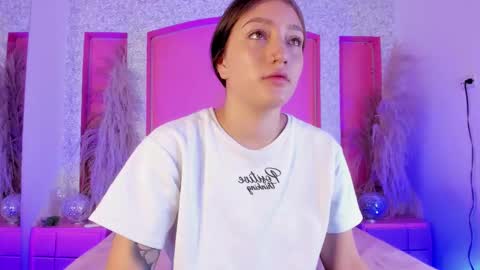 Gia online show from November 11, 1:13 pm