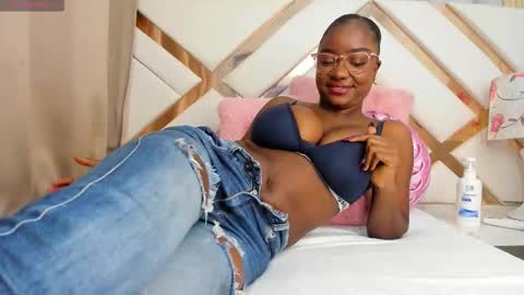 Gianina online show from March 6, 9:25 pm