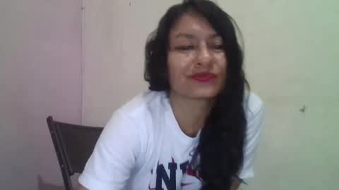 gianna165909 online show from March 7, 2:36 am