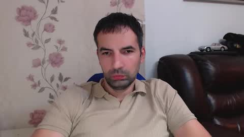 Gianni online show from November 12, 8:33 pm