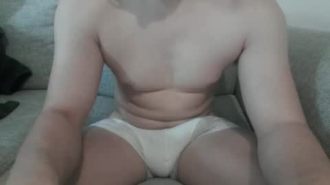 Giantjunkjack online show from October 14, 1:03 pm