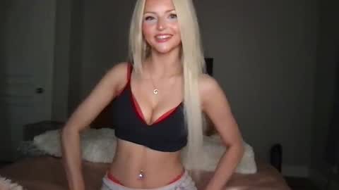 Gia 3 online show from March 4, 4:53 am