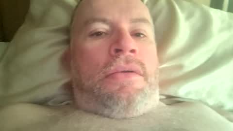 Snapshot of giddyup222222 chatting on January 16, 10:42 am giddyup222222 online show from January 16, 10:42 am