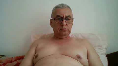 gigi1970 online show from June 19, 12:11 pm