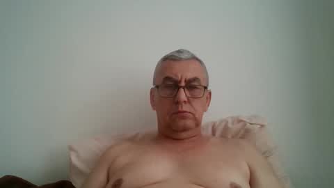 gigi1970 online show from March 23, 1:27 pm