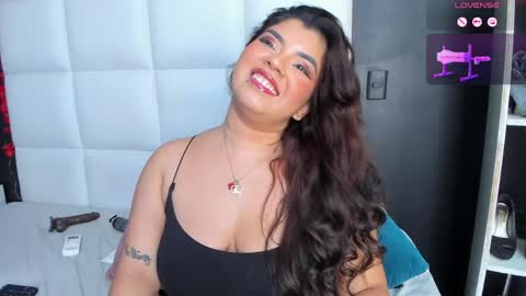 Gigi  online show from April 7, 12:40 pm