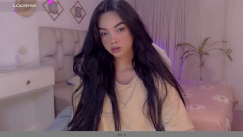 GIGI instagram gigi sj1994 online show from November 2, 12:10 am