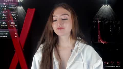 Snapshot of gigii_hadiidd chatting on January 24, 4:06 pm Gisel online show from January 24, 4:06 pm