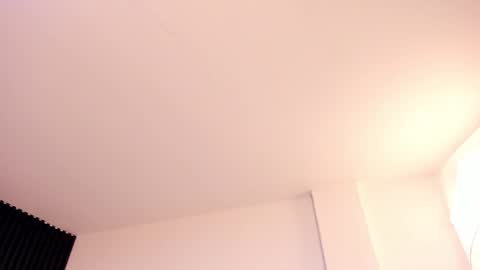 Gigi Doll online show from October 1, 11:20 am