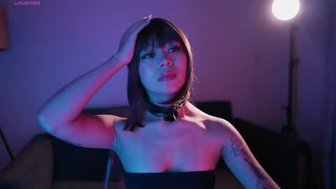 GIGI online show from April 13, 1:21 am