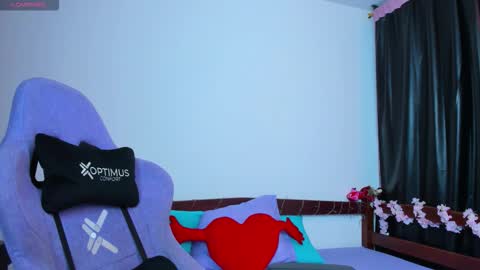 gigimooon online show from February 23, 1:41 am