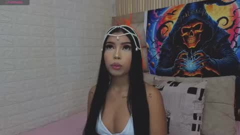gigirose_ online show from October 27, 7:36 pm