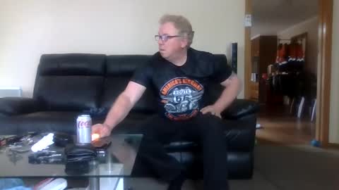 gimmmieoooo online show from November 23, 5:05 am