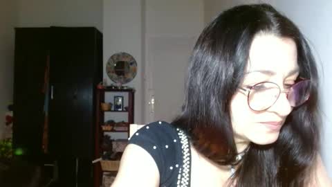 Snapshot of ginaoneon chatting on February 28, 8:50 pm GinaONeon online show from February 28, 8:50 pm