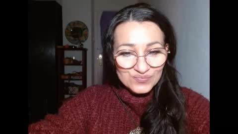 Snapshot of ginaoneon chatting on December 28, 8:58 pm GinaONeon online show from December 28, 8:58 pm