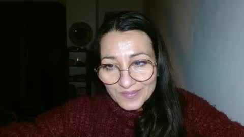 Snapshot of ginaoneon chatting on January 6, 7:35 pm GinaONeon online show from January 6, 7:35 pm