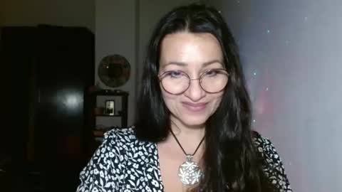 Snapshot of ginaoneon chatting on March 5, 8:00 pm GinaONeon online show from March 5, 8:00 pm