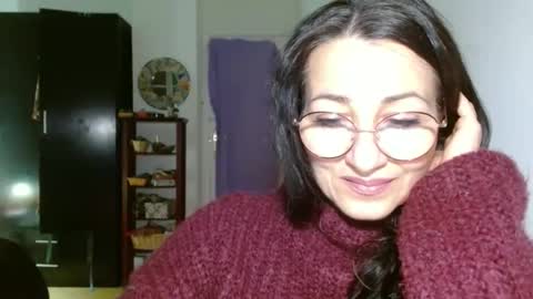 Snapshot of ginaoneon chatting on December 27, 8:18 pm GinaONeon online show from December 27, 8:18 pm