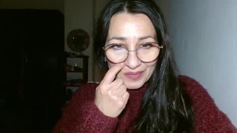 Snapshot of ginaoneon chatting on January 12, 9:40 pm GinaONeon online show from January 12, 9:40 pm