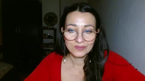 Snapshot of ginaoneon chatting on January 4, 12:05 am GinaONeon online show from January 4, 12:05 am