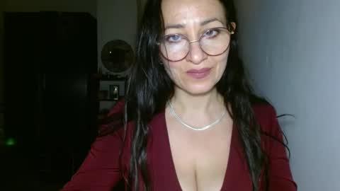 Snapshot of ginaoneon chatting on February 26, 12:09 am GinaONeon online show from February 26, 12:09 am