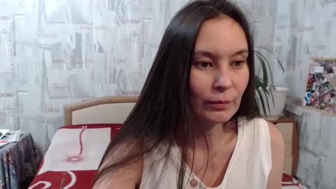 Snapshot of ginaxsoulah__ chatting on December 25, 7:24 pm ginaxsoulah online show from December 25, 7:24 pm